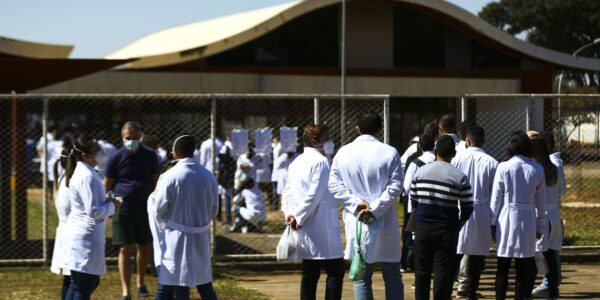 Gabarito preliminar da primeira etapa do Revalida 2025 está disponível