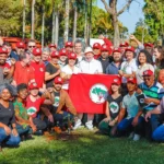 Lula se encontra com membros do MST em Brasília