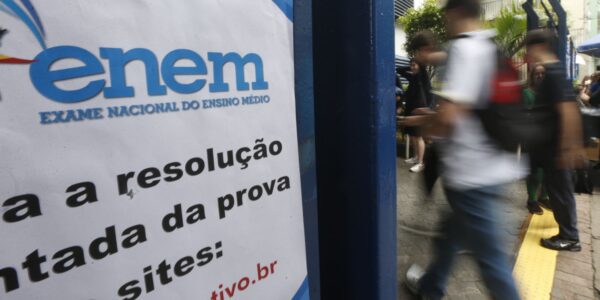 Enem: prazo para isenção de taxa de inscrição termina na sexta-feira