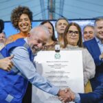 Lula inaugura prédios da UFF e anuncia edital para cursinhos populares