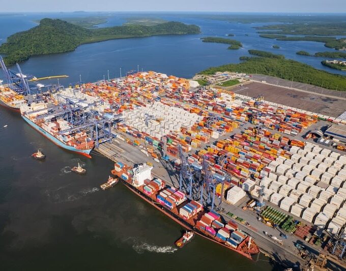 Terminal de Contêineres de Paranaguá