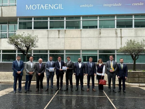 Delegação brasileira na Europa apresenta o projeto do túnel Santos-Guarujá