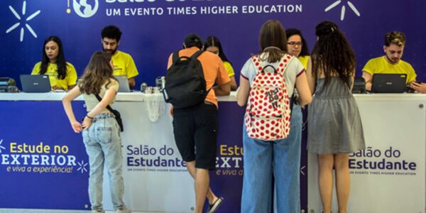 Salão do Estudante promove oportunidades para estudar no exterior