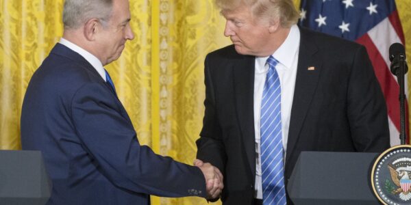 Trump e Netanyahu se reúnem para tratar de taxação imposta a Israel