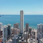 Construtora negocia imóveis de luxo à beira-mar com base no ciclo de produção