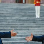 Em visita à China, Lula assina acordos comerciais e na área de saúde