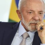 Lula participa do velório do ex-presidente do Uruguai Pepe Mujica