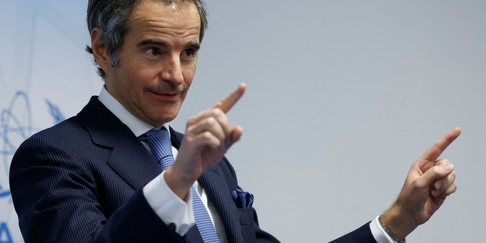 Chefe da AIEA diz não ter provas de que Irã fabrica bomba atômica