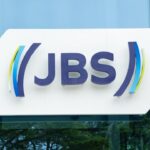 JBS estreia na Bolsa de New York com alta de 1,61%