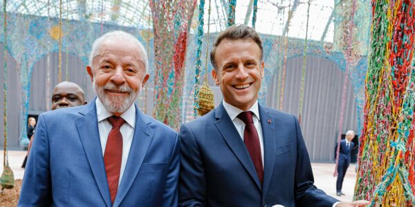 Lula quer fechar acordo com União Europeia quando assumir Mercosul