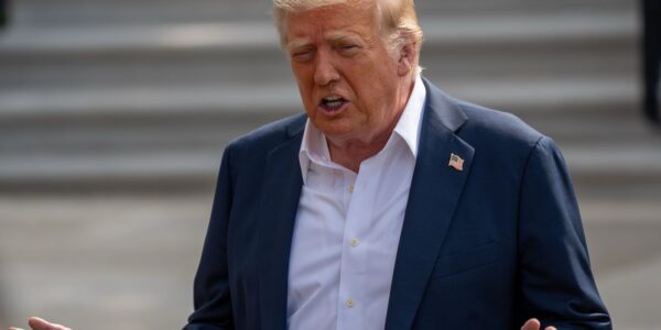 Comitiva de senadores estão nos EUA para tentar reverter tarifaço