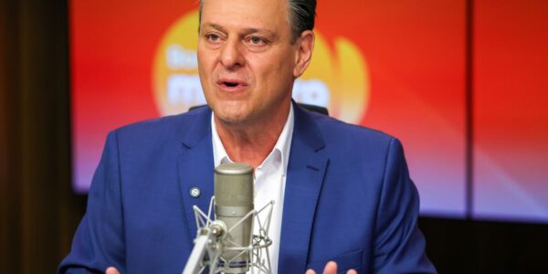 Fávaro: governo está agindo para diminuir impacto das tarifas de Trump