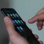 Gastos com bets adiam graduação para 34% dos jovens em 2025