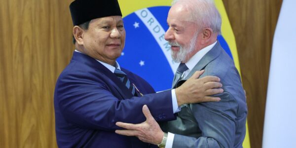 Lula e presidente da Indonésia falam em ampliar negócios entre países