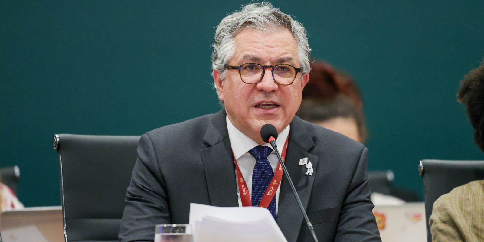 Padilha critica retirada dos Estados Unidos da OMS