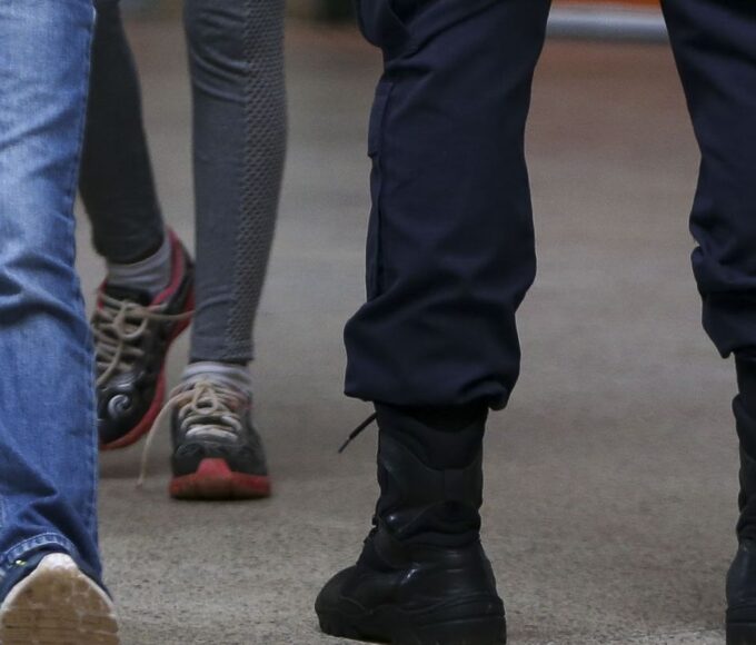 SP: governo vai recorrer para contratar PMs como monitores de escolas