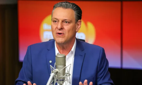 Selic a 15% é 'inadmissível', diz Carlos Fávaro