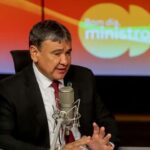 Tarifaço tende a reduzir preços ao consumidor, mas desestimular produtor, diz ministro