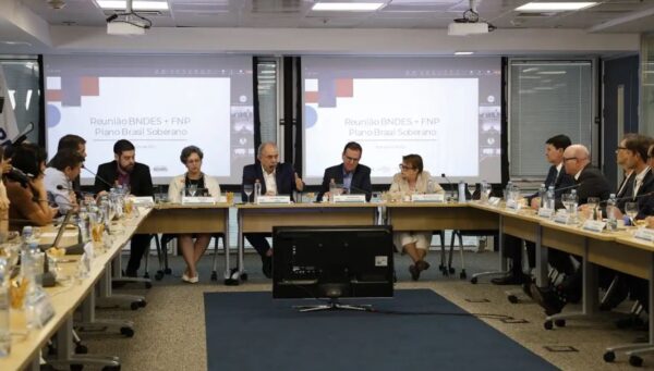 BNDES estuda suspensão temporária de dívidas de afetados por tarifaço