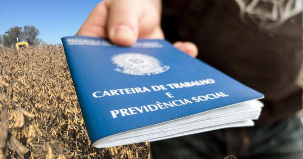 Brasil criou quase 130 mil postos de trabalho em julho, segundo o Caged