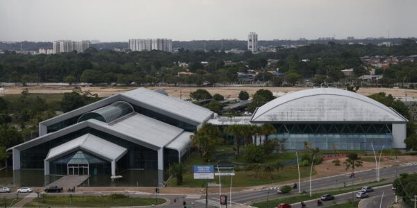COP 30 anuncia força-tarefa para solucionar alta nas hospedagens