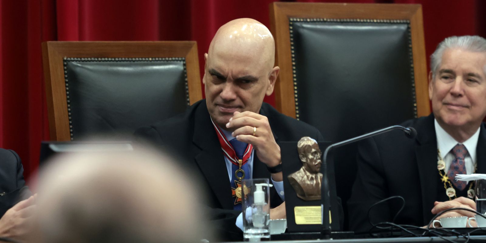 EUA chamam Moraes de tóxico após decisão de Flávio Dino