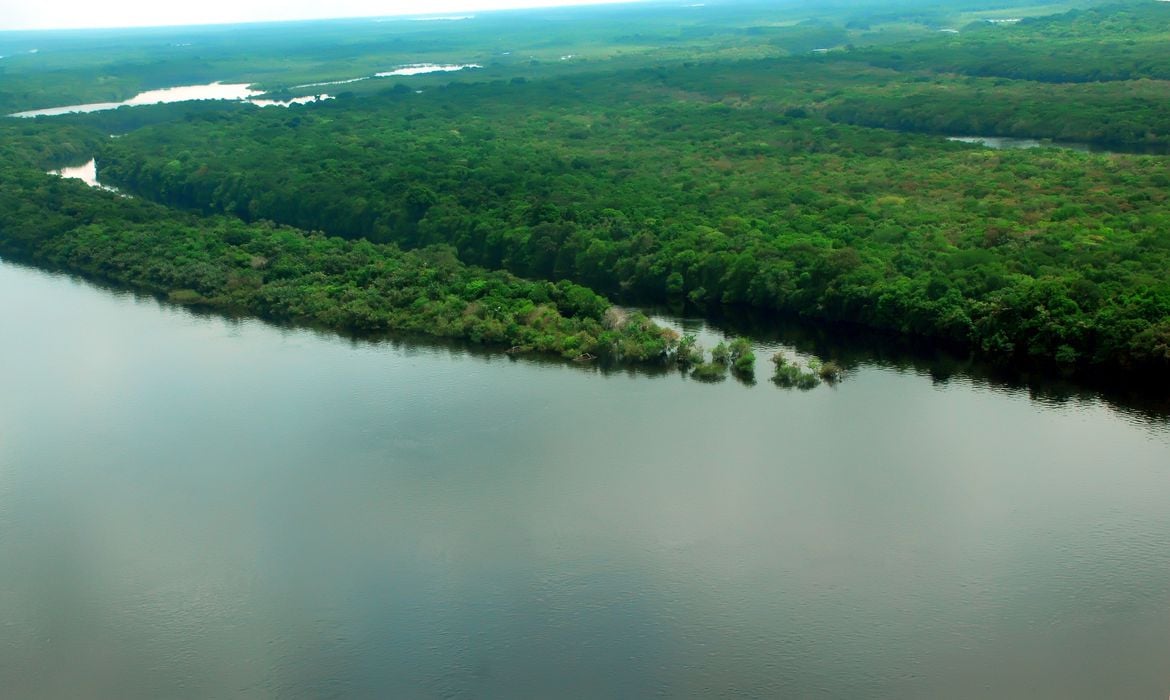Frente Parlamentar da Agropecuária e CNA se reúnem para discutir Plano Clima
