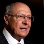 Tarifaço: Alckmin destaca que o governo continua negociando com os EUA