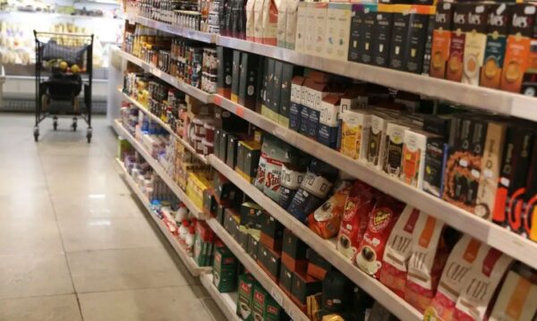 Alimentos pesam na primeira deflação do ano; economista avalia até quando