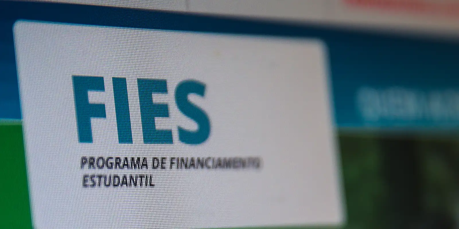 MEC publica edital para oferta de vagas remanescentes do FIES