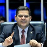 Presidente do Senado manda arquivar PEC da Blindagem após rejeição em Comissão