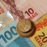 Crescimento da economia brasileira deve deselerar em 2025 e 2026