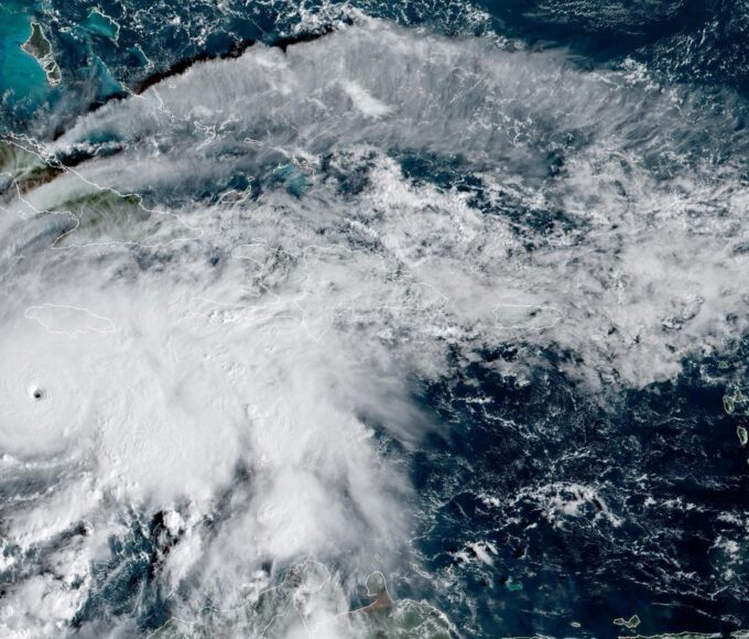 Furacão Melissa deixa Jamaica em situação de calamidade pública