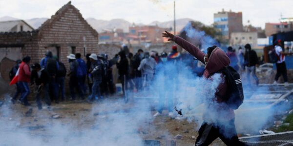Giro internacional: onda de protestos continua no Peru