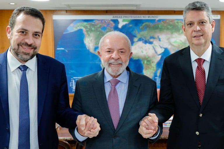 Guilherme Boulos, Lula