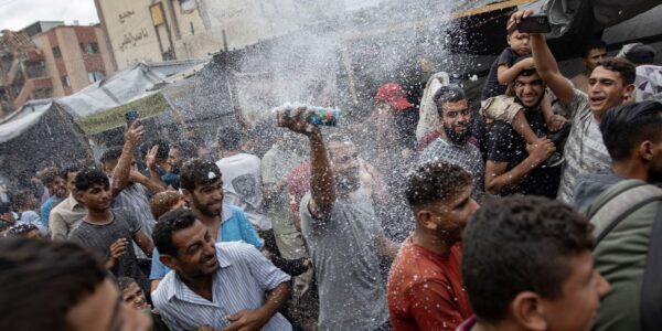 Hamas anuncia acordo de paz com Israel e o fim dos bombardeios em Gaza