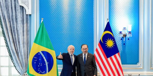 Lula deve se encontrar com Trump neste domingo, na Malásia