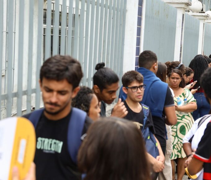 Candidatos relatam expectativa para 2º dia de prova do Enem 2025
