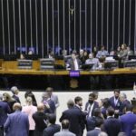 Câmara dos Deputados sessão vetos licenciamento