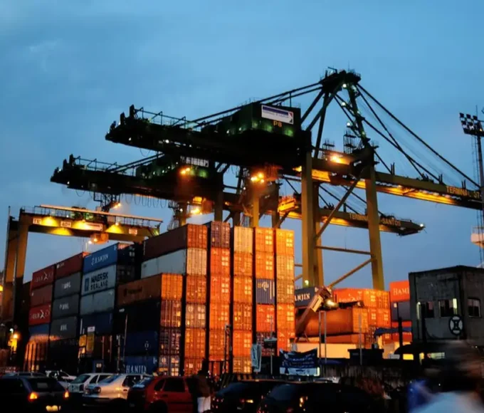 Fazenda reduz para 2,2% projeção de crescimento do PIB em 2025