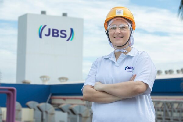 JBS abre 200 vagas de emprego no interior de São Paulo para início imediato