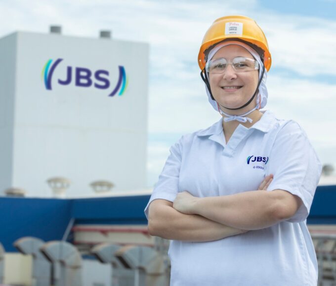 JBS abre 200 vagas de emprego no interior de São Paulo para início imediato