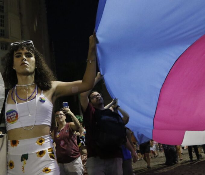 UFSCar encerra amanhã inscrições para pessoas trans e travestis