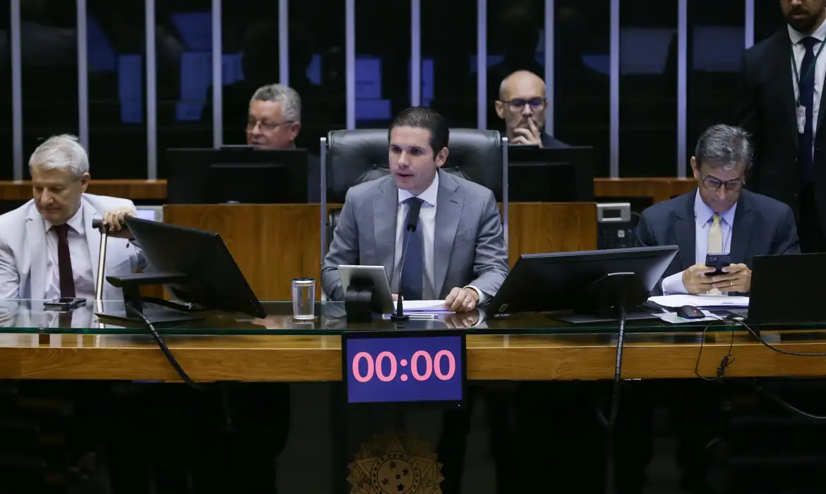 votaçao reforma tributária na Câmara