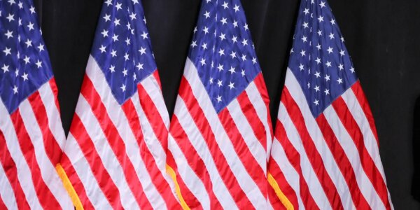 EUA suspendem pedidos de imigração de cidadãos de 19 países