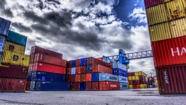 Exportações brasileiras para os EUA registram queda de 28% em novembro