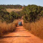 caminhão em estrada de terra