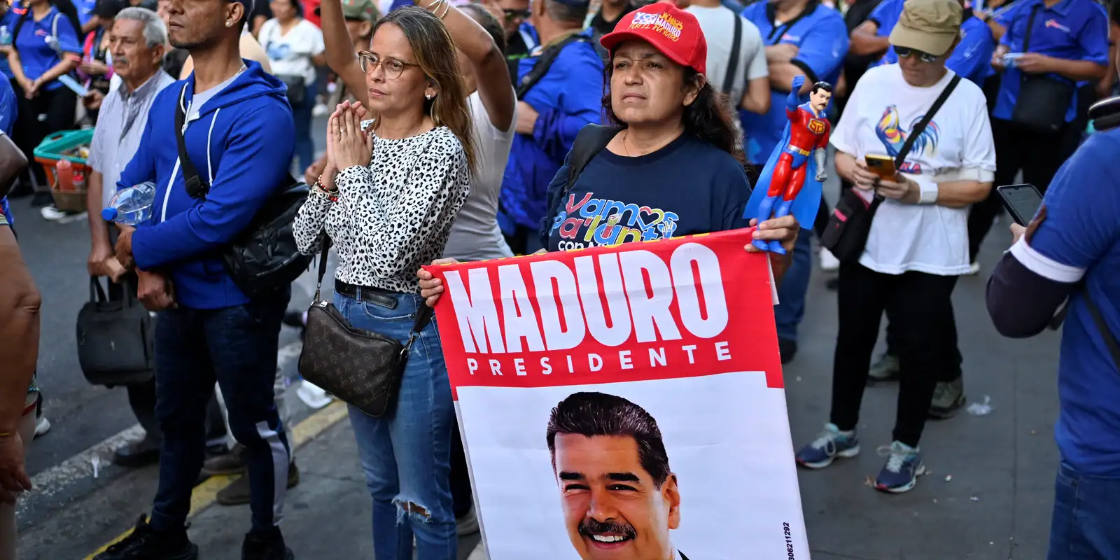 Juristas pedem que tribunal internacional investigue ação na Venezuela