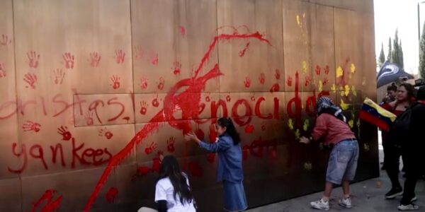 Ofensiva de Trump contra a Venezuela preocupa especialistas