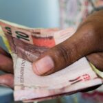 dinheiro salário mínimo